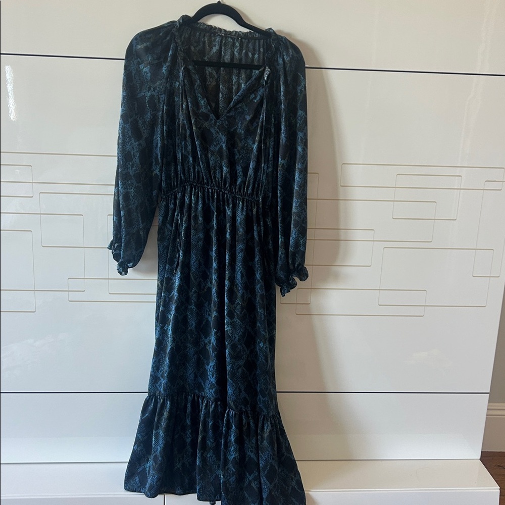 Zara Blue and Black Patterned Dress